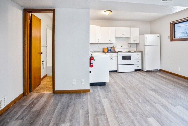 Building Photo - 809 Washington St