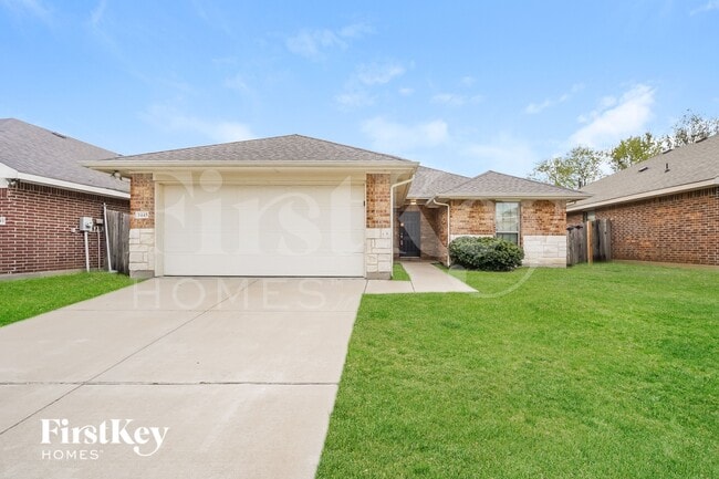 Building Photo - 3445 Cayman Dr