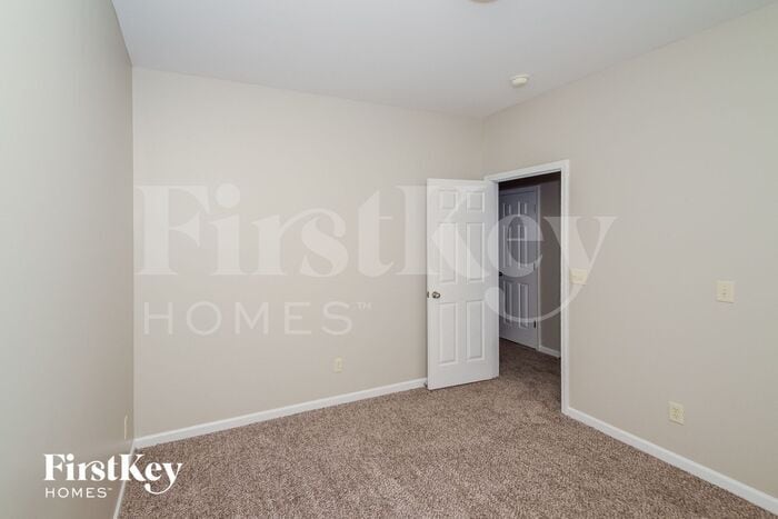 Building Photo - 1254 Easterwood Blvd