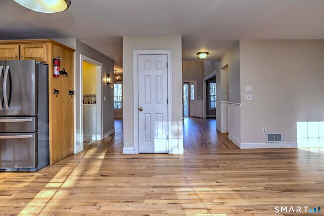 Building Photo - 1364 Kettletown Rd