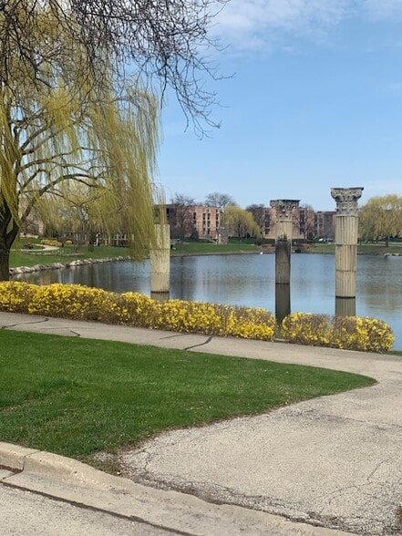 Building Photo - Countryside Apartments