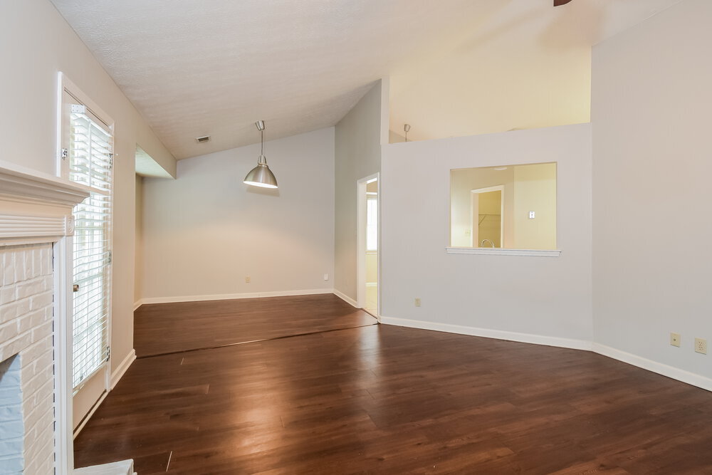 Building Photo - 1171 Lennox Ct NE