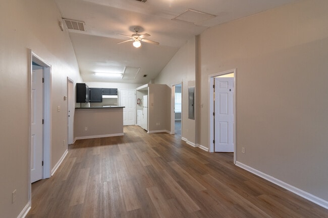 Building Photo - 285 E Harrison St