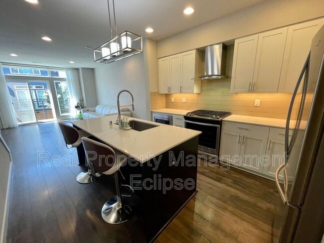 Building Photo - 1525 139th Ct NE