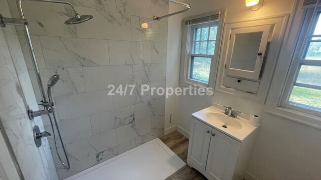 Building Photo - Rustic and Updated 3BD | 1.5 BA  Farmhouse...
