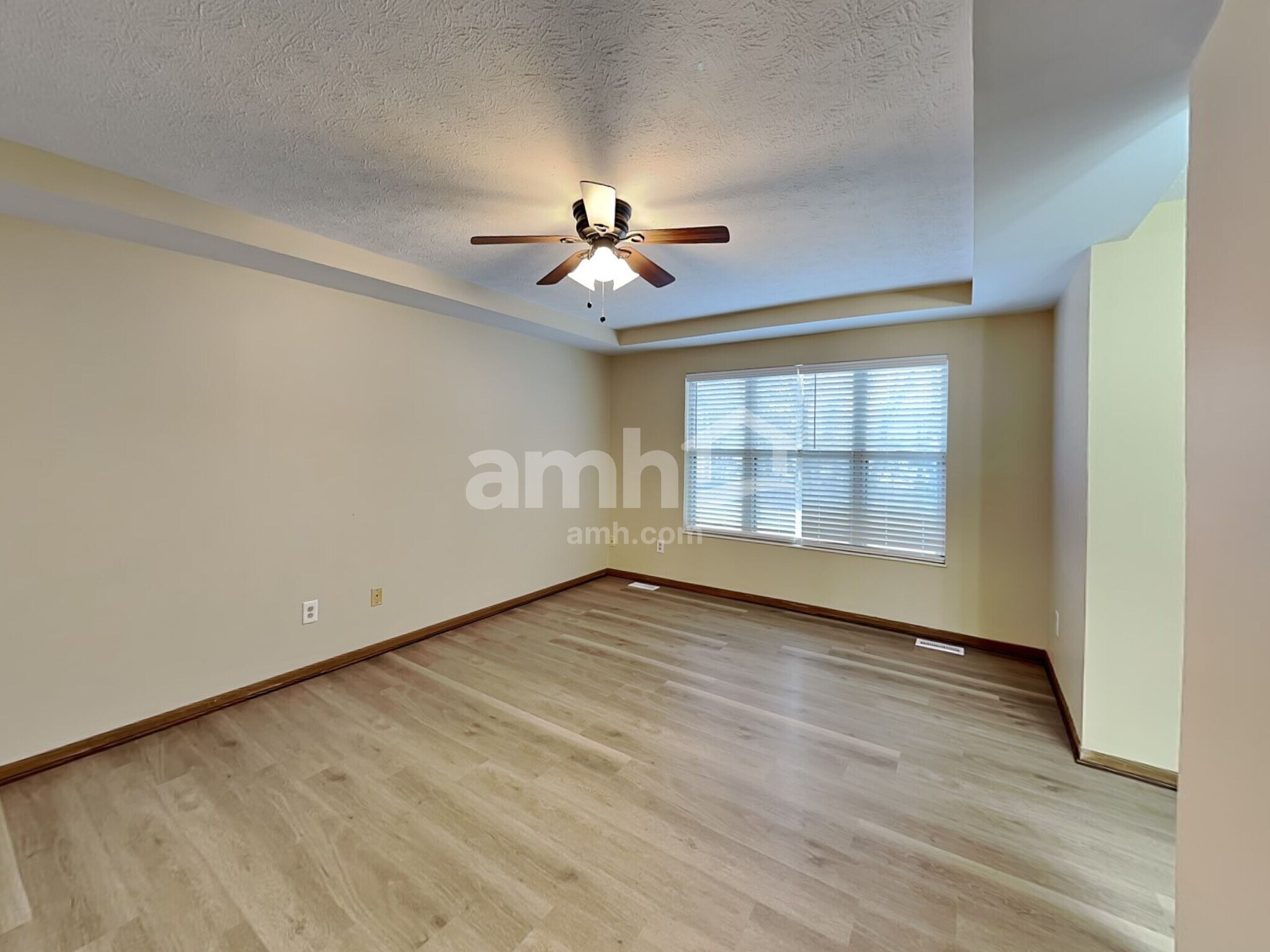 Building Photo - 1209 Nottingham Rd