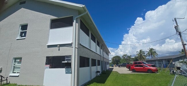 Building Photo - 11431 Char Ann Dr