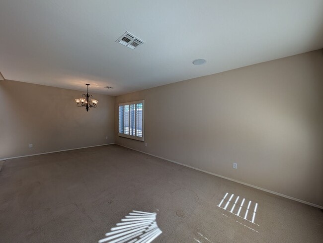 Building Photo - 4 Bedroom 2.5 Bath With Private Pool
