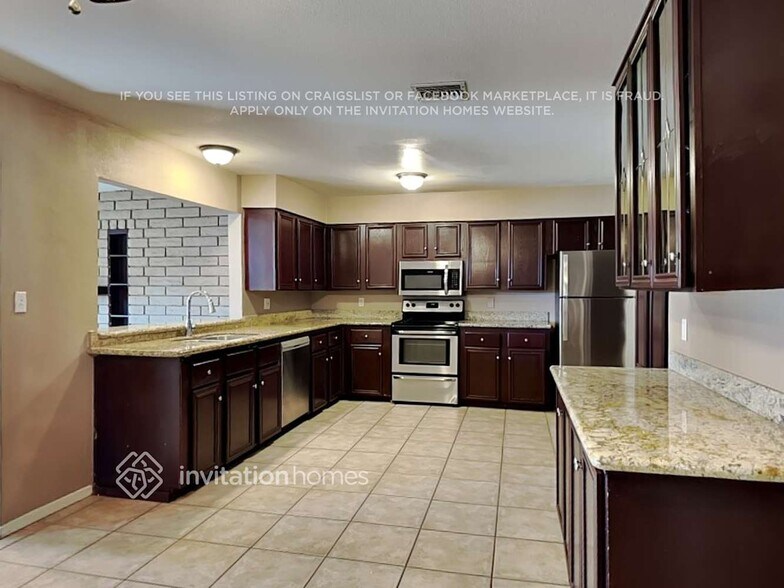 Building Photo - 6545 W Palo Verde Ave