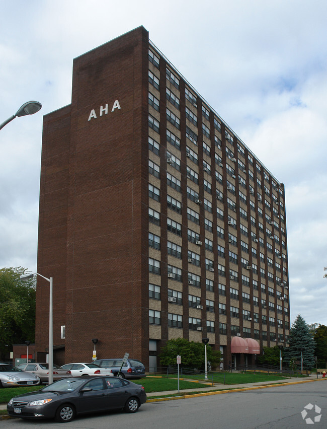 Building Photo - New Amsterdam and Stratton Apartments