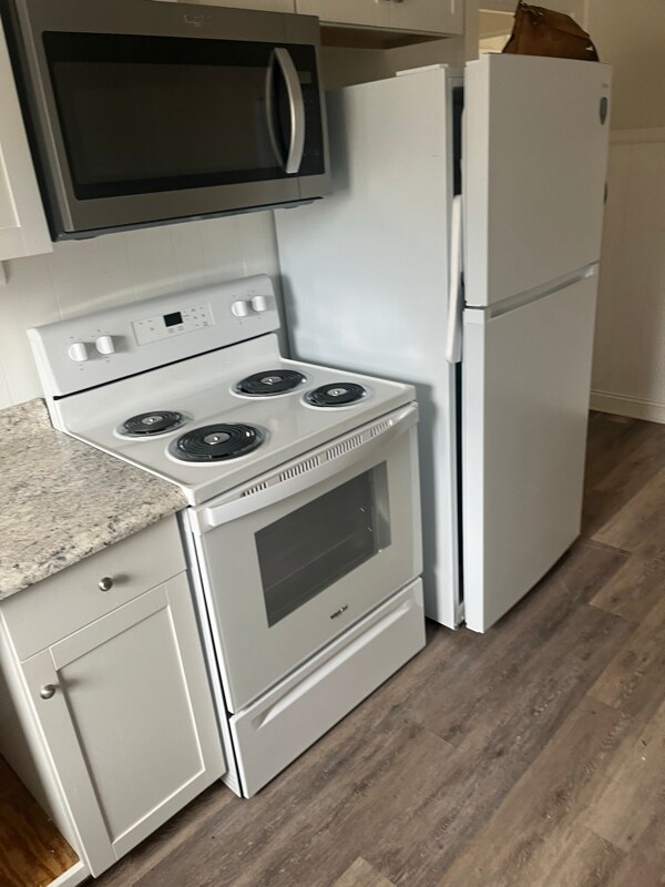 Building Photo - 304 Grice St