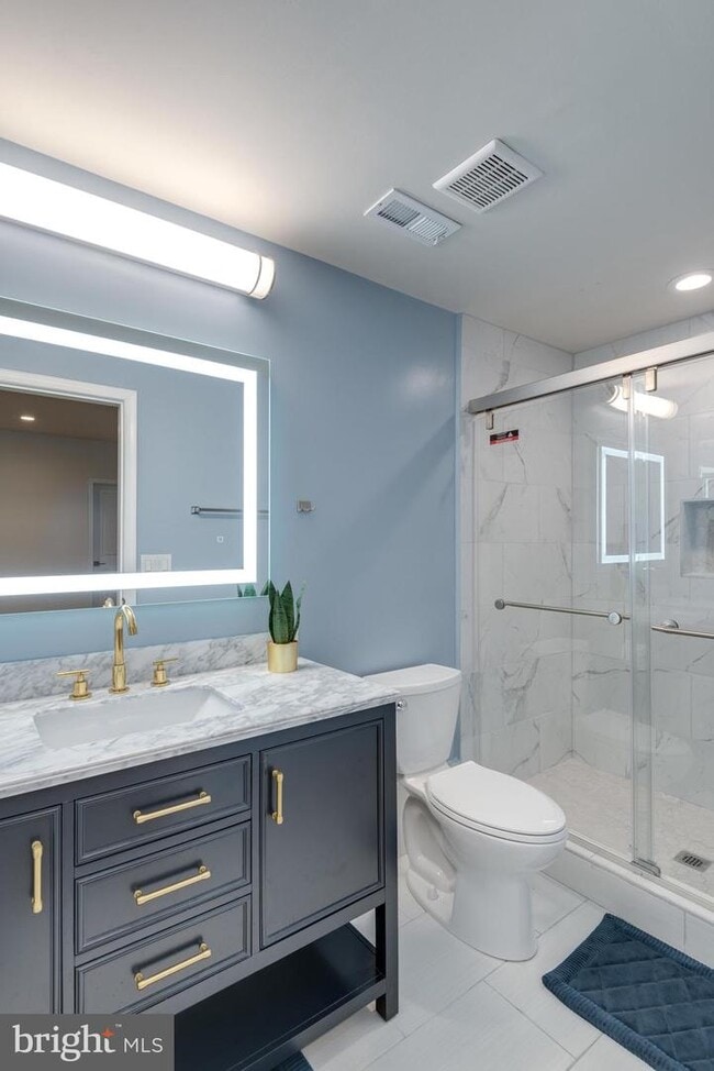 Building Photo - 41256 Lenah Point Dr
