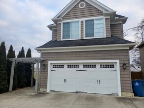 Building Photo - 23711 Wolf Rd