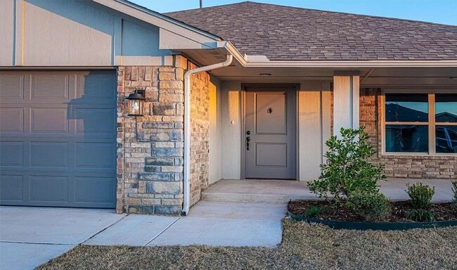 Building Photo - Beautiful 4 Bedroom Home 2 bathroom home!