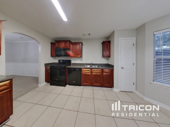 Building Photo - 340 Wekiva Ct