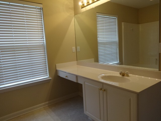Building Photo - 5003 Peach Orchard Dr