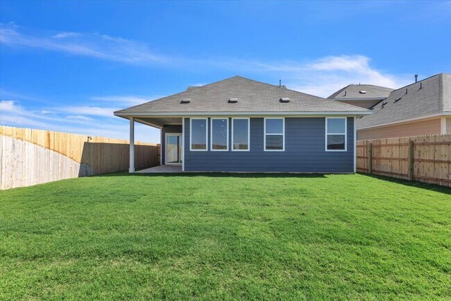 Building Photo - 302 Willow Heights Drive