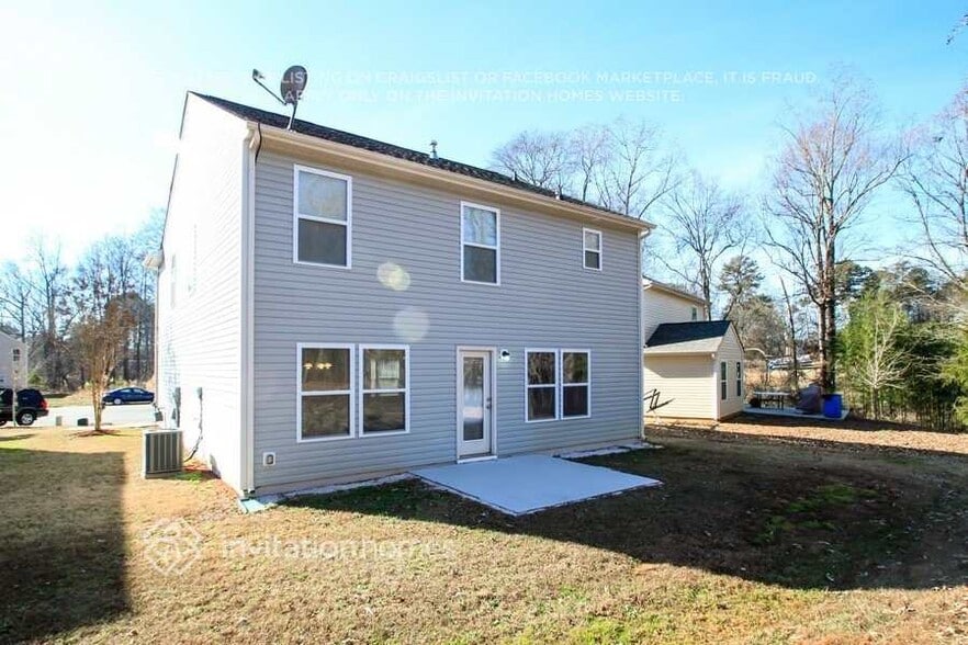 Building Photo - 1084 Joselynn Drive