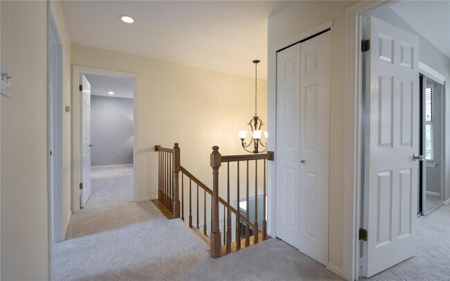 Building Photo - 15900 Eagles Landing Ct