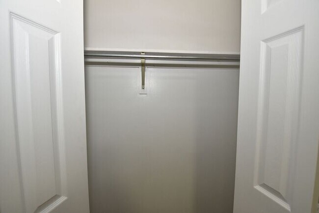 Building Photo - Cross Creek 4 bedroom home