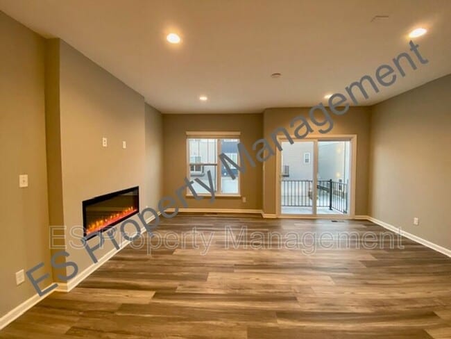 Building Photo - 3106 W New York St