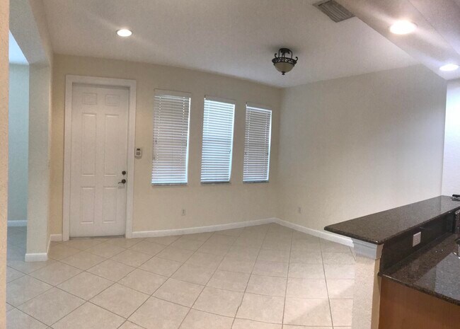 Building Photo - 650 Pacific Grove Dr