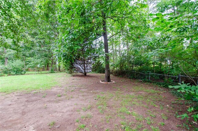 Building Photo - 3833 Wedgefield Cir