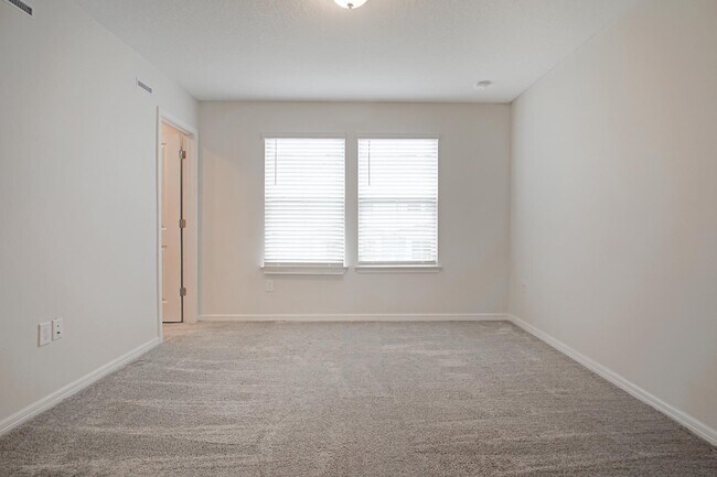 Building Photo - 1721 Delightful Dr