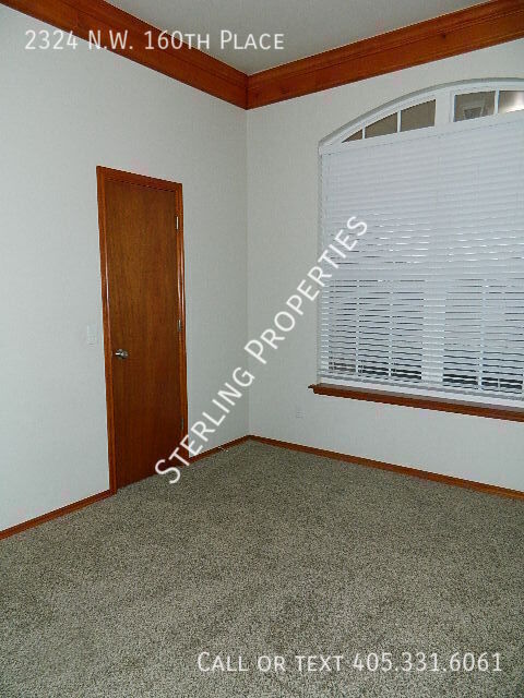 Building Photo - 2324 NW 160th Pl