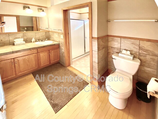 Building Photo - 815 N Nevada Ave