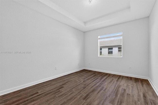 Building Photo - 2619 SE 11th St