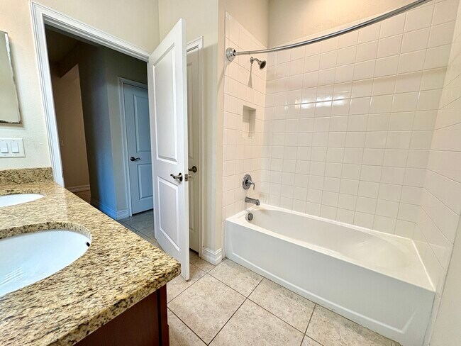 Building Photo - 4417 Conchfish Ln