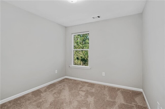 Building Photo - 2840 Laurel Ridge Cir