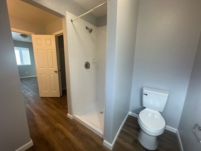 Building Photo - 9523 Bancroft Way