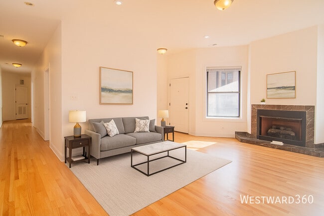 Building Photo - 5172 S Michigan Ave