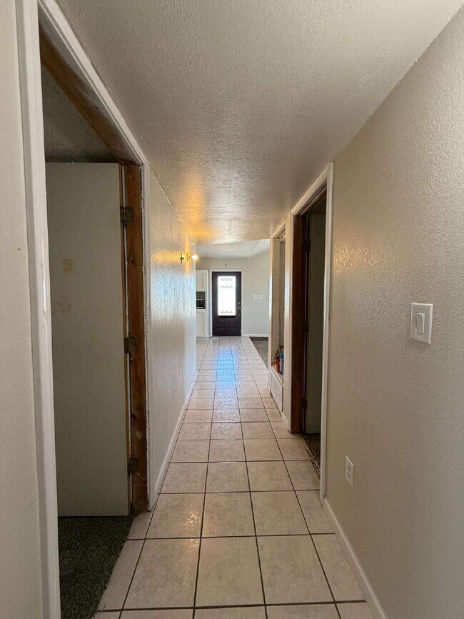 Building Photo - Price Reduced! Cozy ranch style two-bedroom one bath home in the heart of Tornillo Texas.  Lease ...