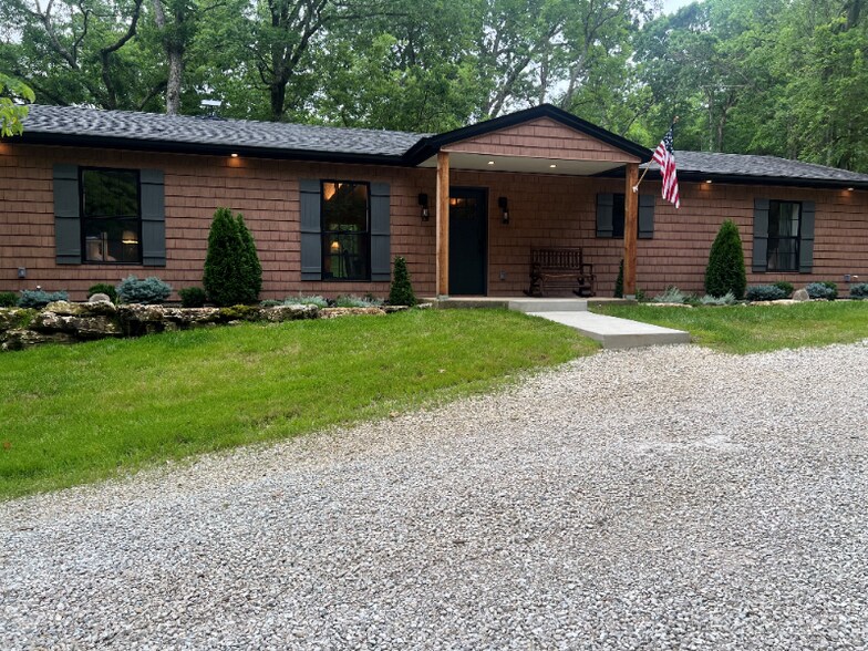 Primary Photo - 1 Ridge Pl