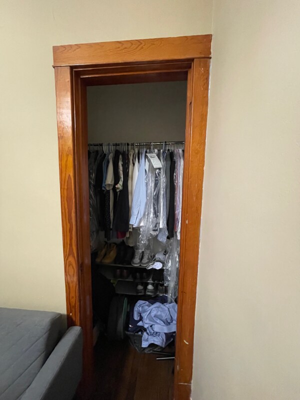 Building Photo - 5855 W Leland Ave