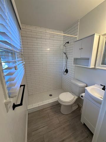 Building Photo - 5428 Durham Ave