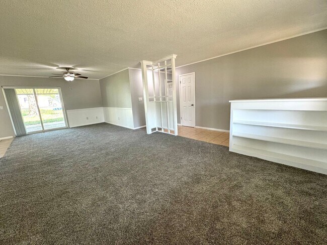 Building Photo - COMING SOON: 3 bedroom home in Broken Arrow!!