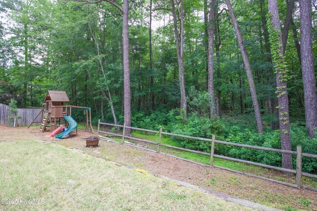 Building Photo - 5 Kemper Woods Ct