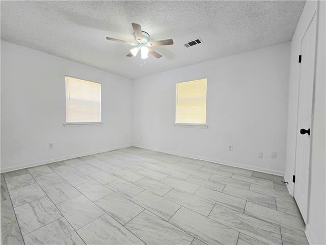 Building Photo - 207 S Park Ln