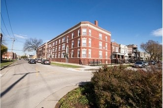 Building Photo - 3454 W Lexington