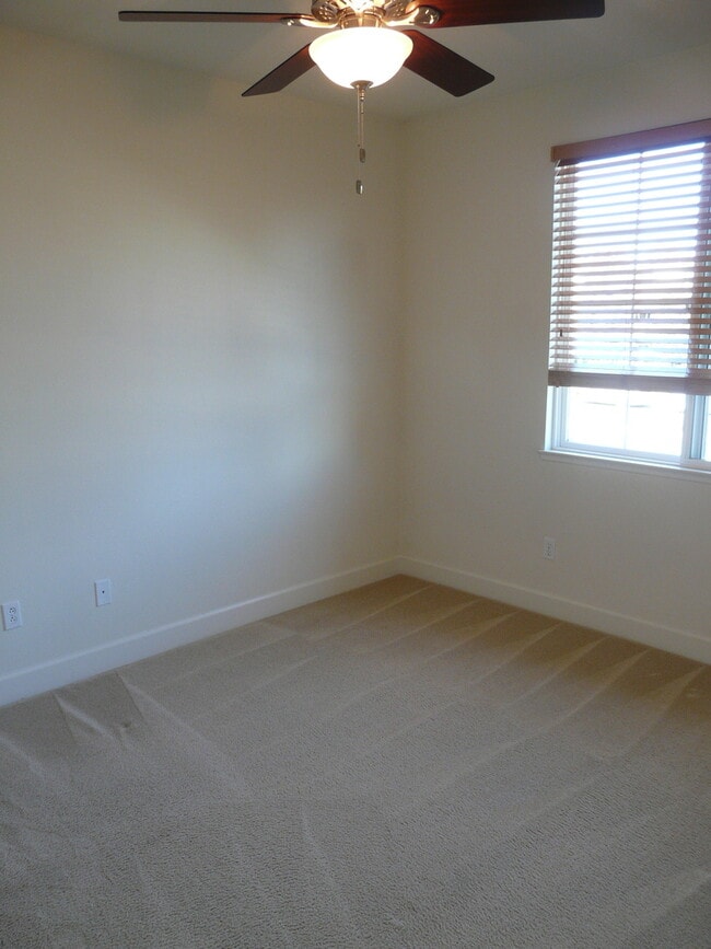 Building Photo - Beautiful 2 Bedroom 2 Bath North San Jose ...
