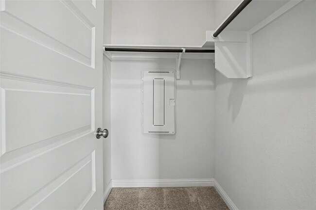 Building Photo - 8518 Leroi Dr