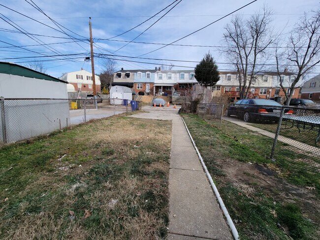 Building Photo - 5253 Cedgate Rd