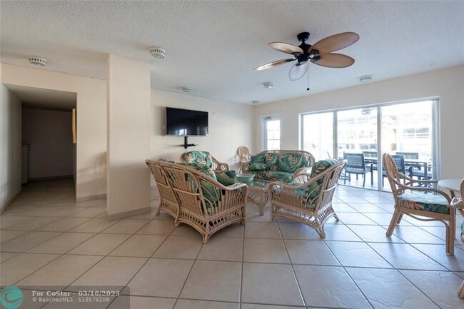 Building Photo - 3101 NE 47th Ct