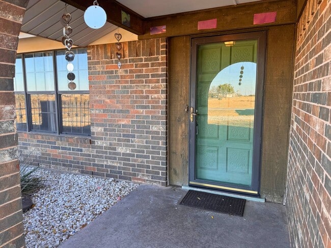 Building Photo - Unique 1 Bed 1 Bath In The Country!