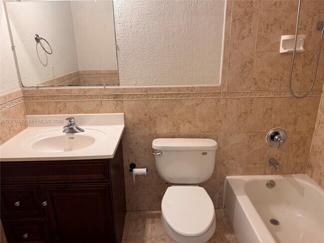 Building Photo - 10610 SW 158th Ct