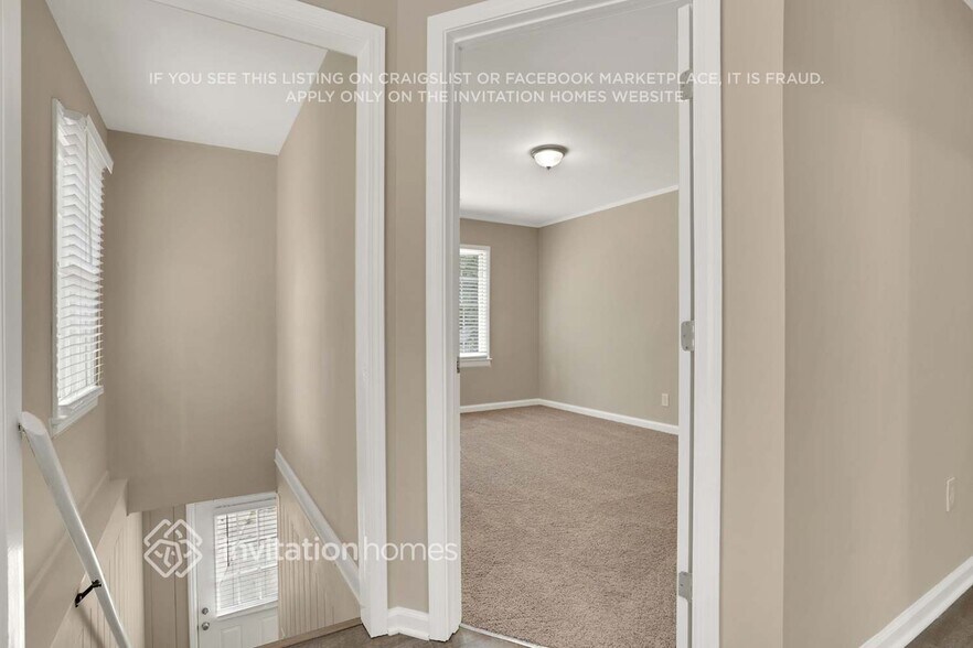 Building Photo - 2465 Hogan Rd